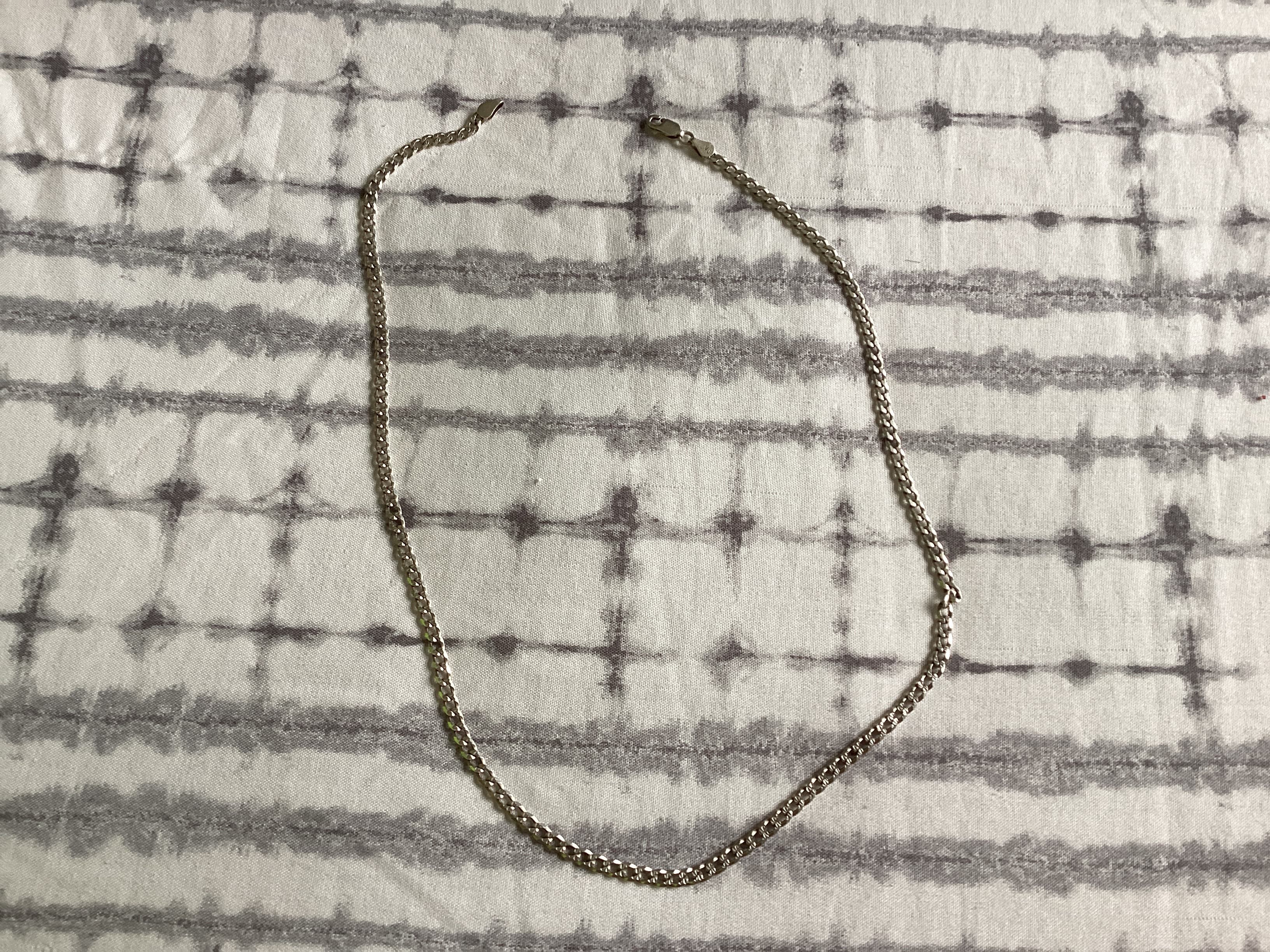 Collar de plata